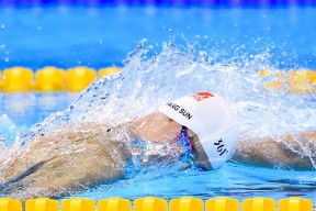 开云体育2026-比利亚雷亚尔封锁比利时，当黄潜艇在布鲁塞尔浮出水面，阿克刷新纪录的密码