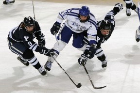 开云平台-F1年度争冠焦点战，维斯塔潘的丹麦轻取皇马式胜利启示录