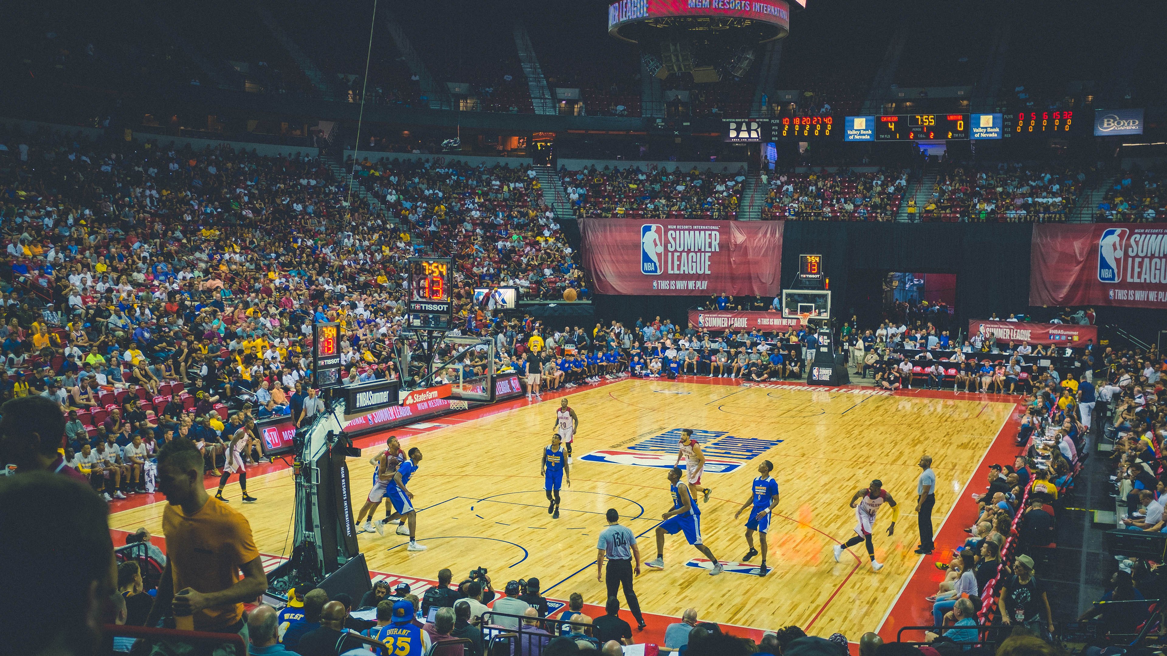 拉梅洛爆发,上海队一波带走活塞,当东方智慧点燃美职篮的狂飙